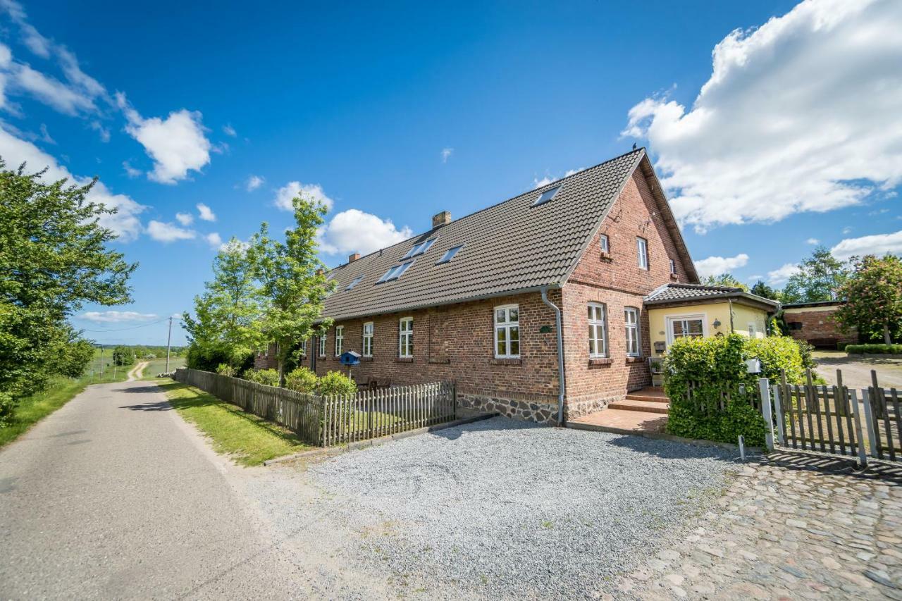 Vogelhaus Gobbin Apartment Lancken-Granitz Exterior foto