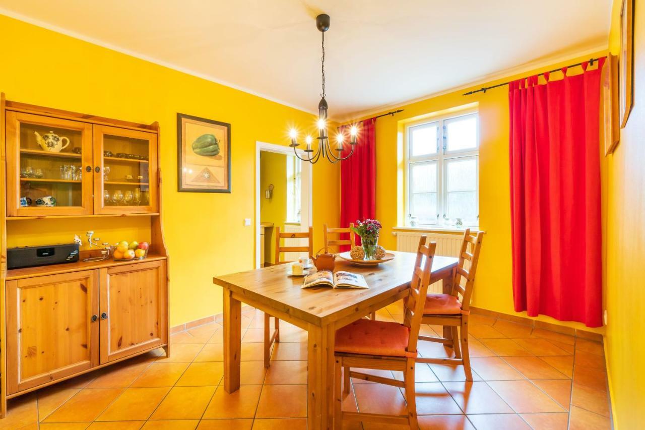 Vogelhaus Gobbin Apartment Lancken-Granitz Exterior foto